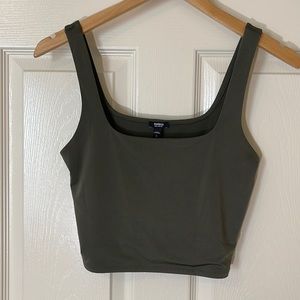 Express Body Contour Crop Top